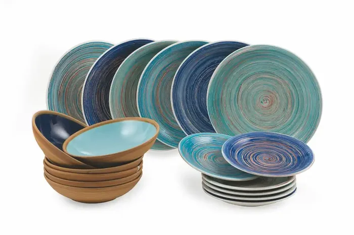 18-teiliges Tafelservice aus mehrfarbigem Steinzeug Villa d‘Este Home Tivoli Terra Mar