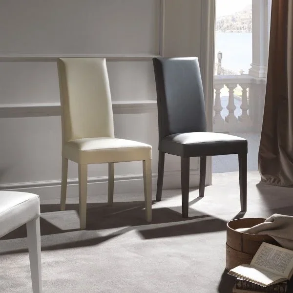 Coppia sedie con schienale alto design moderno Amabel