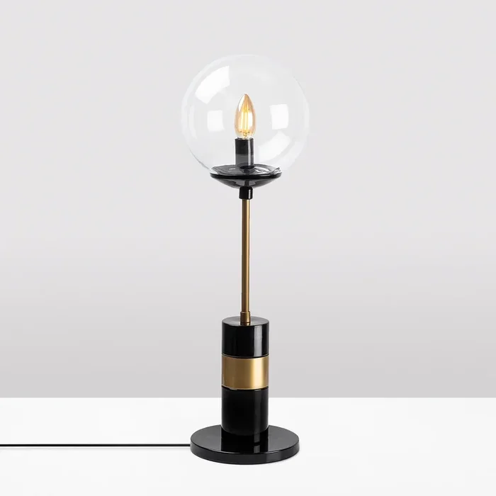 Lampada moderna da tavolo base in metallo nero e oro paralume in vetro cm 20x64h