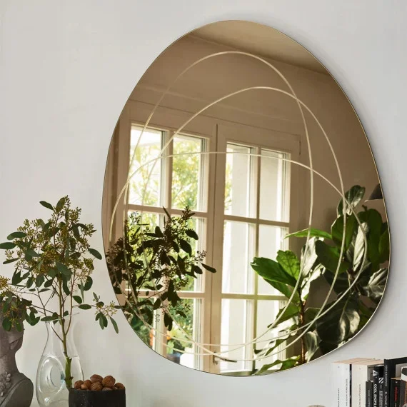 Specchio Inciso circolare o ovale con incisione sulla superficie by Connubia