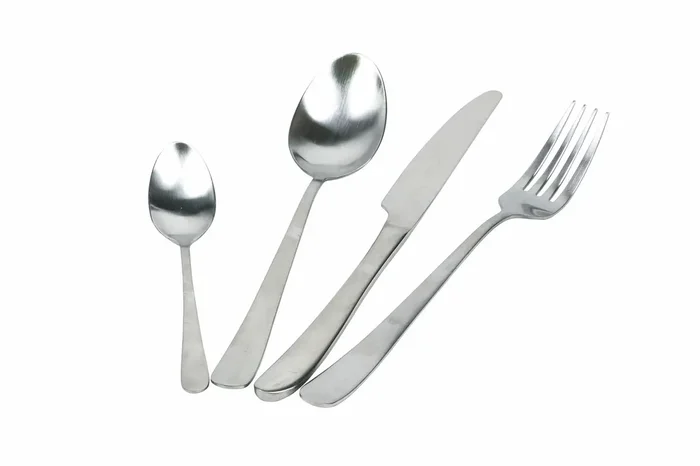 Villa d‘Este Home Tivoli Rundbesteck Service 24-teilig aus mattsilbernem Stahl
